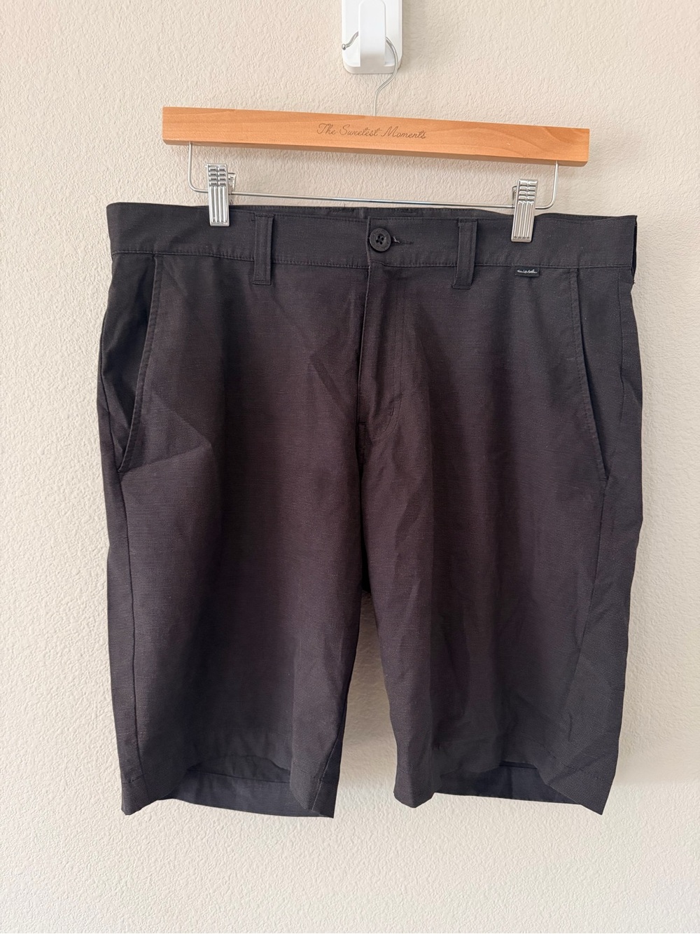 Travis Mathew Black Flat Front Casual Shorts